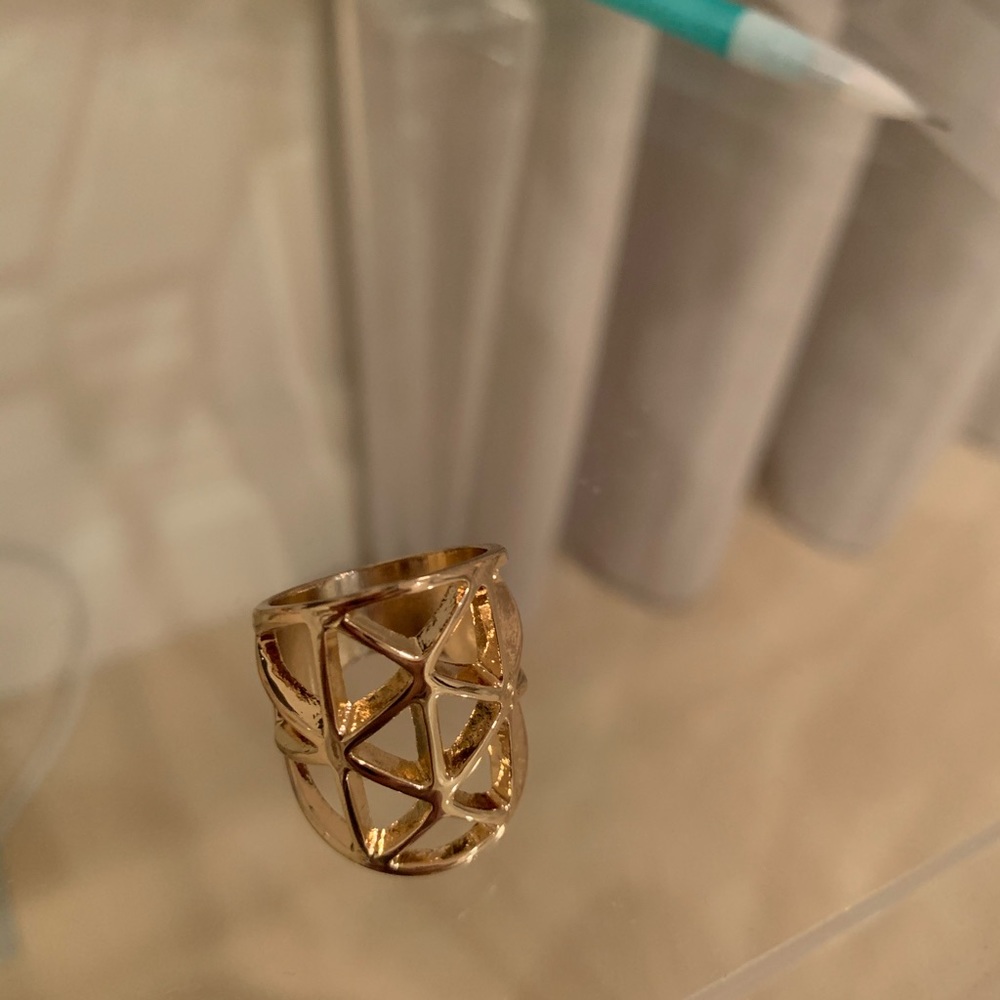 Ring - Picture 2 of 2